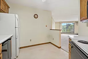 2601 Kenzie Terrace, Saint Anthony, MN 55418 - Photo 11