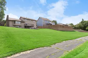 7885 Kingsview Ln N, Maple Grove, MN 55311 - Photo 49
