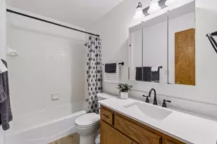 7885 Kingsview Ln N, Maple Grove, MN 55311 - Photo 29