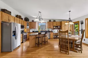 16560 Lake Ridge Dr, Maple Grove, MN 55311 - Photo 3