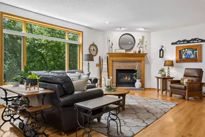 16560 Lake Ridge Drive, Maple Grove, MN 55311 - Photo 9