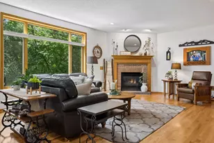16560 Lake Ridge Dr, Maple Grove, MN 55311 - Photo 9