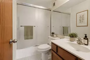 433 S 7th St, Minneapolis, MN 55415 - Photo 9