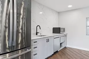 433 S 7th St, Minneapolis, MN 55415 - Photo 39