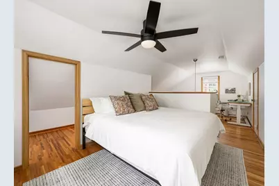 21 Queen Avenue S, Minneapolis, MN 55405 - Photo 17