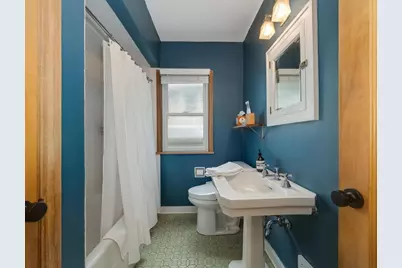21 Queen Avenue S, Minneapolis, MN 55405 - Photo 15