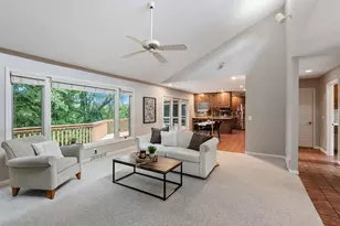 8753 Walton Oaks Dr, Bloomington, MN 55438 - Photo 5