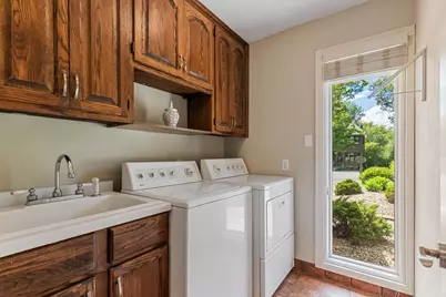 8753 Walton Oaks Drive, Bloomington, MN 55438 - Photo 29