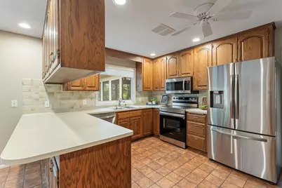 8753 Walton Oaks Drive, Bloomington, MN 55438 - Photo 9