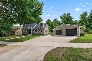 2605 Garfield Street NE, Minneapolis, MN 55418 - Photo 1