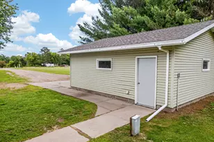 21671 Edwards Dr, Ironton, MN 56455 - Photo 9