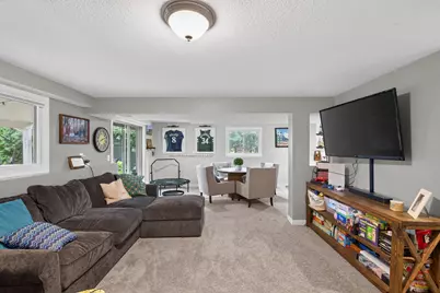 9909 Washburn Avenue S, Bloomington, MN 55431 - Photo 21