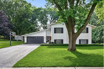 9909 Washburn Avenue S, Bloomington, MN 55431 - Photo 3