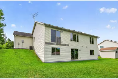 634 8th Street SW, Pine Island, MN 55963 - Photo 5