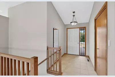634 8th Street SW, Pine Island, MN 55963 - Photo 7