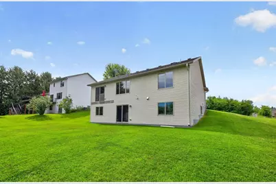634 8th Street SW, Pine Island, MN 55963 - Photo 3
