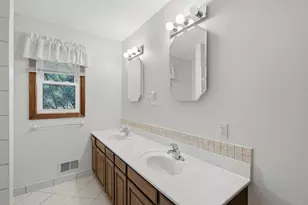16500 Lake Ridge Dr, Maple Grove, MN 55311 - Photo 15