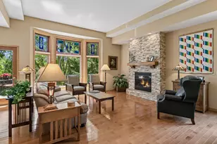 16847 Terrey Pine Dr, Eden Prairie, MN 55347 - Photo 13