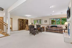 16847 Terrey Pine Dr, Eden Prairie, MN 55347 - Photo 33