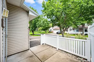 8581 Cortland Rd, Eden Prairie, MN 55344 - Photo 3