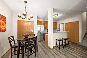 8581 Cortland Rd, Eden Prairie, MN 55344 - Photo 9