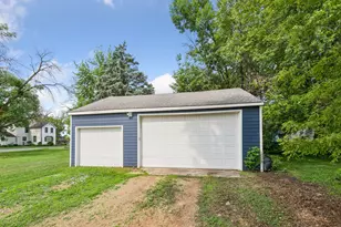 257 S Orange St, Waconia, MN 55387 - Photo 37