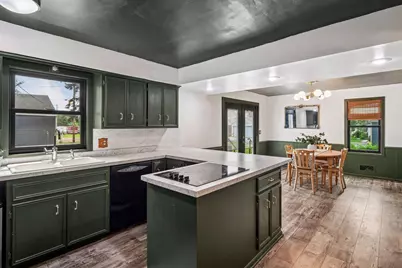 257 S Orange Street, Waconia, MN 55387 - Photo 5
