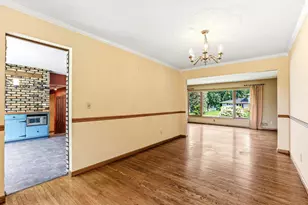 7033 Courtly Rd, Woodbury, MN 55125 - Photo 9