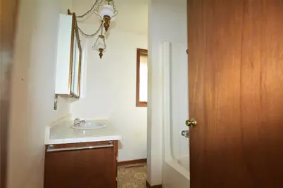 1420 1st Avenue E, International Falls, MN 56649 - Photo 9