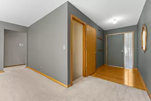 4212 Desoto St, Vadnais Heights, MN 55127 - Photo 23