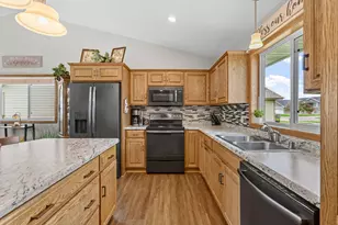 4328 31st St S, Saint Cloud, MN 56301 - Photo 7