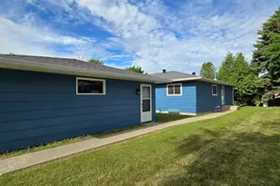 3409 12th St S, Moorhead, MN 56560 - Photo 3