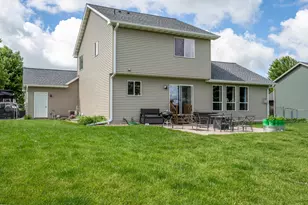 293 Birch St, Baldwin, WI 54002 - Photo 3