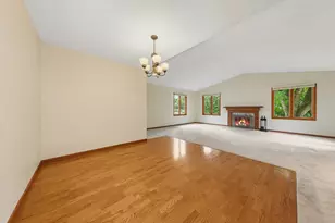435 Fontaine Ct, Woodbury, MN 55125 - Photo 13