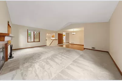 435 Fontaine Court, Woodbury, MN 55125 - Photo 9