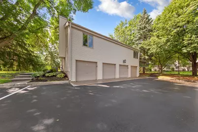 435 Fontaine Court, Woodbury, MN 55125 - Photo 5