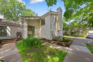 435 Fontaine Ct, Woodbury, MN 55125 - Photo 3