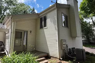 435 Fontaine Ct, Woodbury, MN 55125 - Photo 1