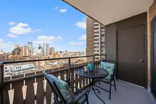 410 Groveland Ave, Minneapolis, MN 55403 - Photo 3