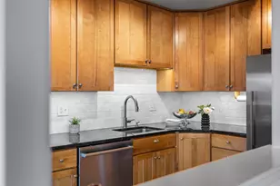 410 Groveland Ave, Minneapolis, MN 55403 - Photo 27
