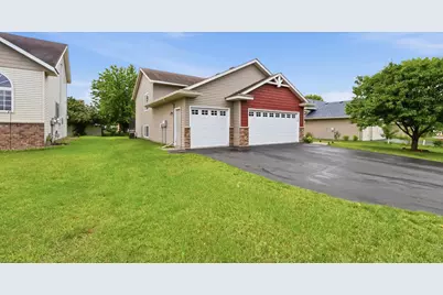 182 Ardennes Avenue NE, Shakopee, MN 55379 - Photo 5