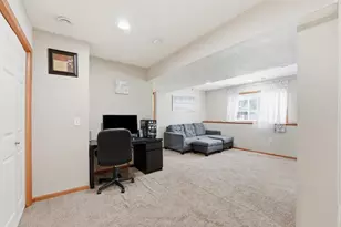 182 Ardennes Ave NE, Shakopee, MN 55379 - Photo 37