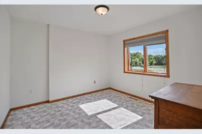 17834 Hunt Lake Trail, Faribault, MN 55021 - Photo 21