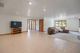 17834 Hunt Lake Trail, Faribault, MN 55021 - Photo 33