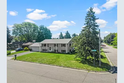 2162 Maple Lane E, Maplewood, MN 55109 - Photo 39