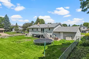 2162 Maple Ln E, Maplewood, MN 55109 - Photo 35