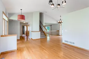 8284 Ashford Rd, Woodbury, MN 55125 - Photo 19