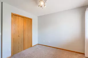 8284 Ashford Rd, Woodbury, MN 55125 - Photo 49
