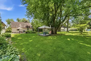 2145 County Rd E E, White Bear Lake, MN 55110 - Photo 17