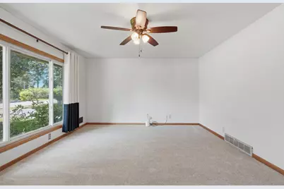 2145 County Road E E, White Bear Lake, MN 55110 - Photo 9
